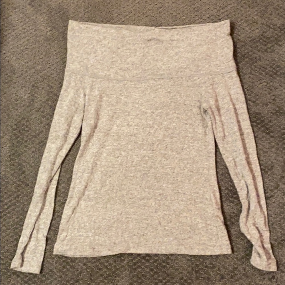 Acemi women’s no shoulder shirt size small grey